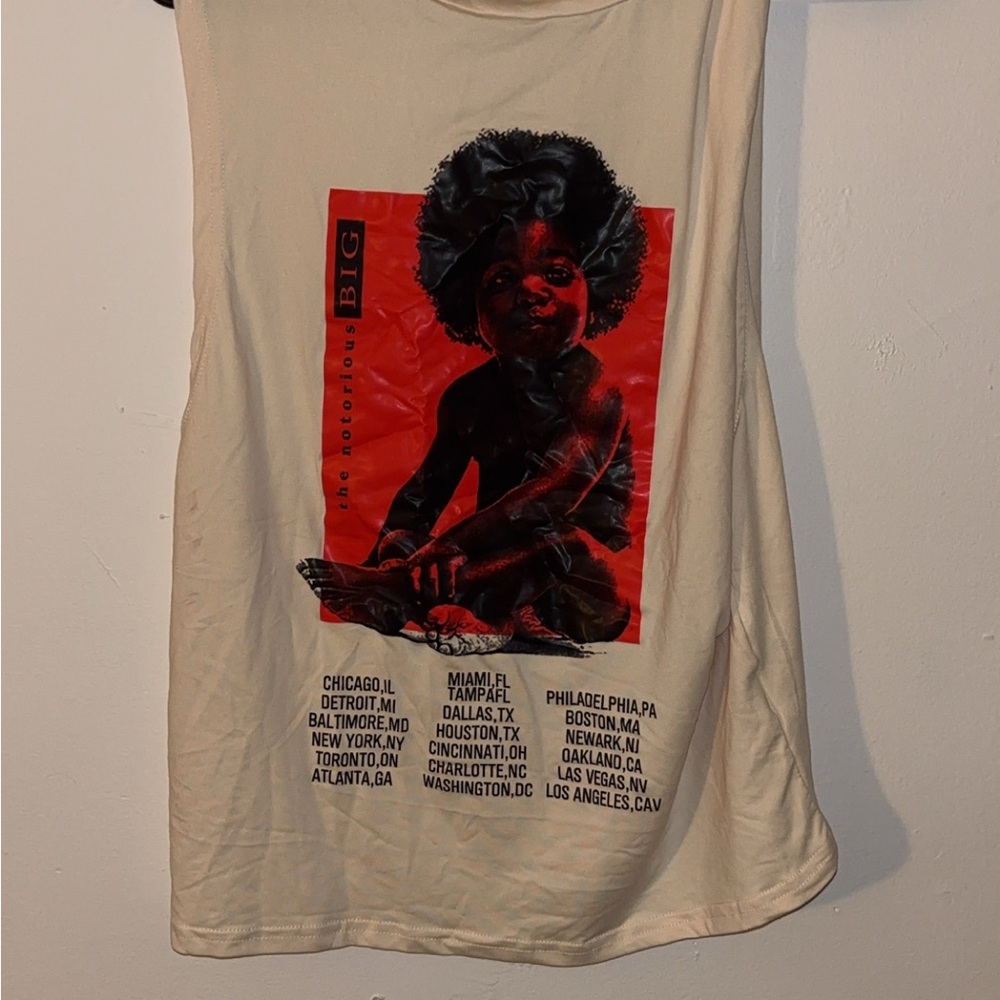Cream Tee with Red and Black Graphic